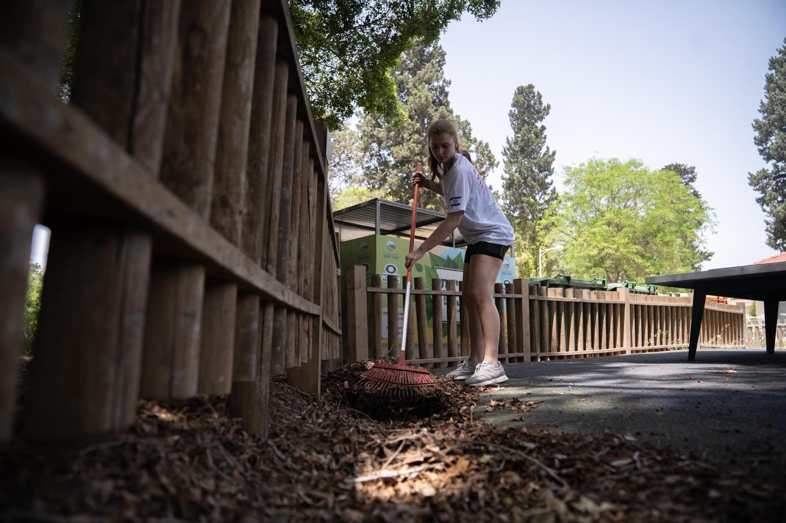 3ee7eb29-f960-4d87-8e2f-3954ddb6d210