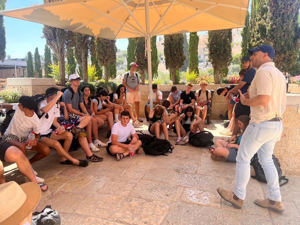 05bce5fc-aa15-4242-8e4b-4512edc71eab