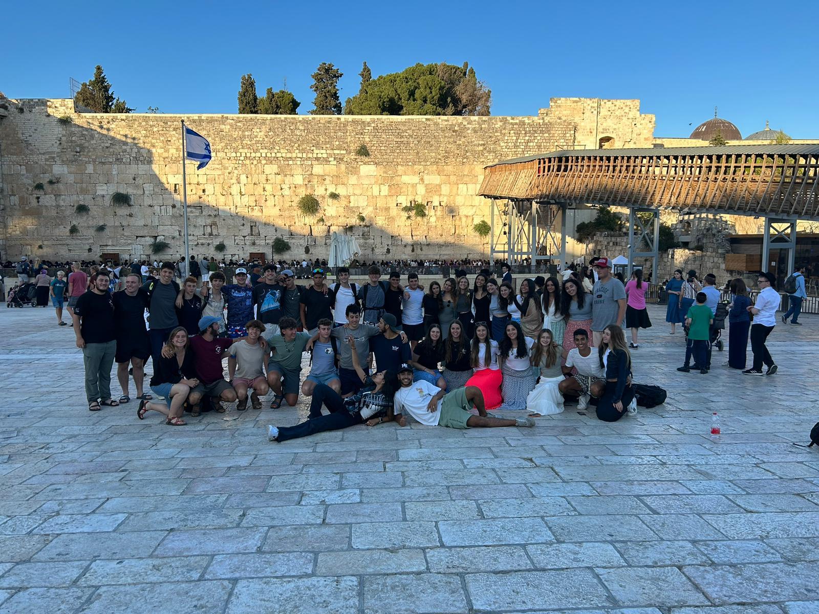 898f69d6-5321-4eb4-9e88-b0bed6ba822c