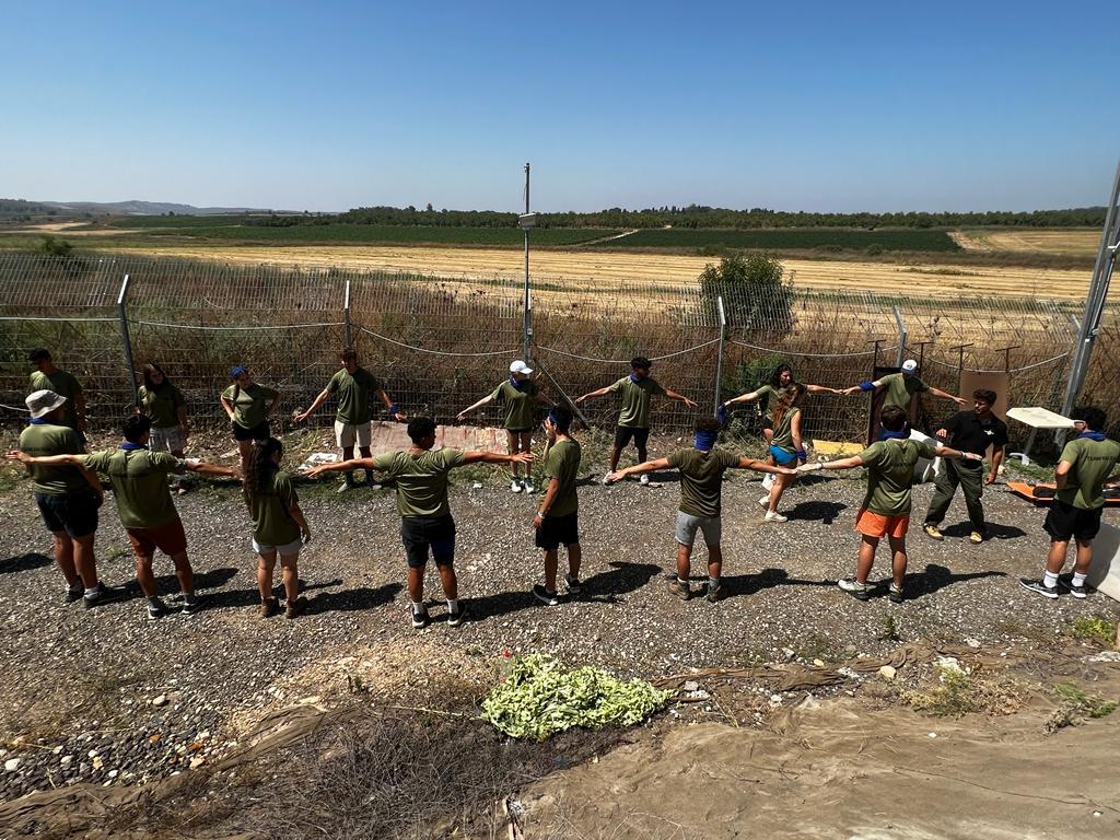 fdcd9f9d-d102-490c-86a6-3085e3f98bca